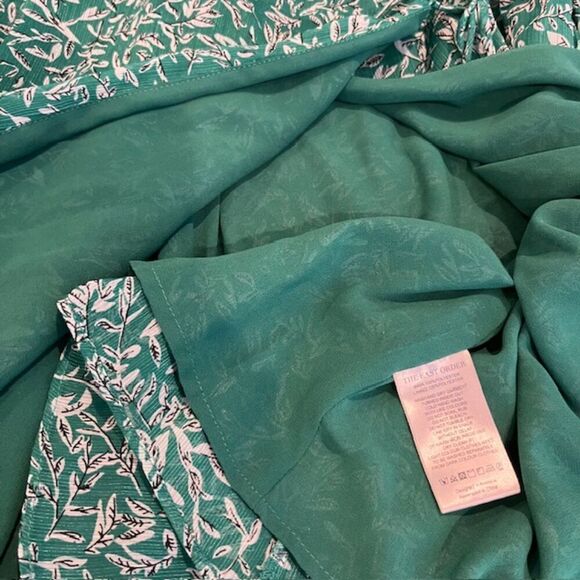 The East Order Gizele Mini Wrap Dress Green Floral Printed Crepe Size XS - Picture 10 of 15